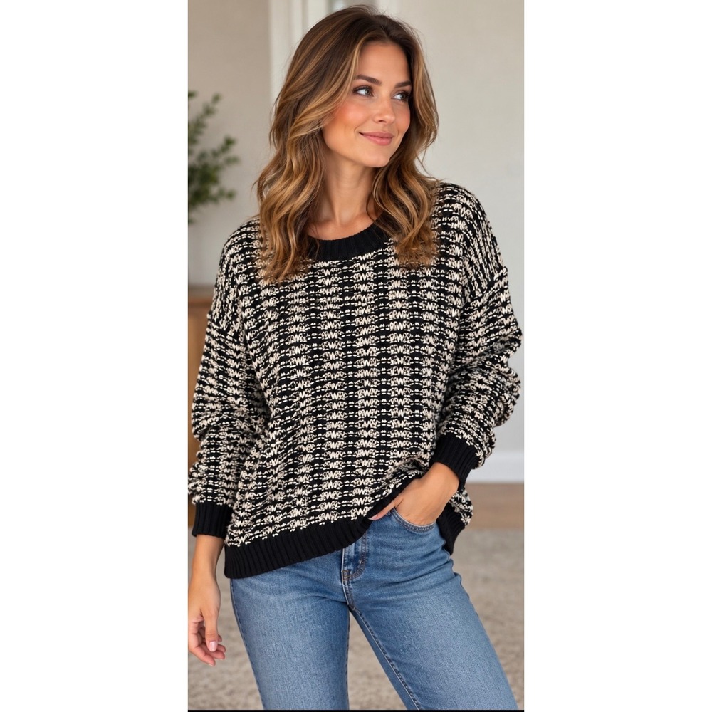 Vince Womens Medium Black White Marled Chunky Knit Crewneck Sweater